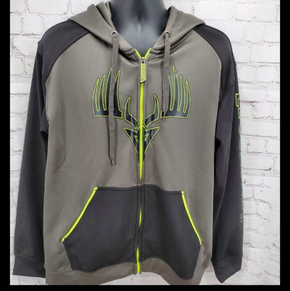 ISO Legendary whitetails fullzip sweatshirt XL 2XL